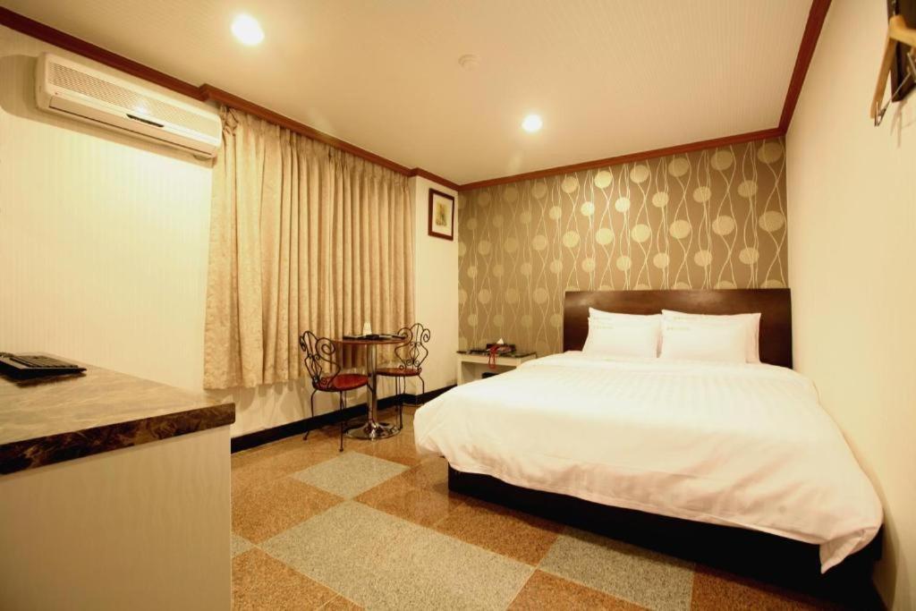 New World Hotel Yongsan Seoul Exterior foto